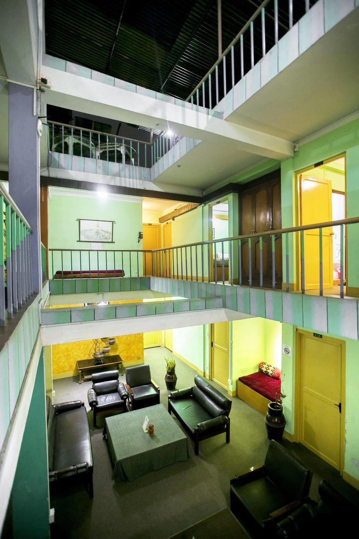 Hotel Nana Катманду Экстерьер фото